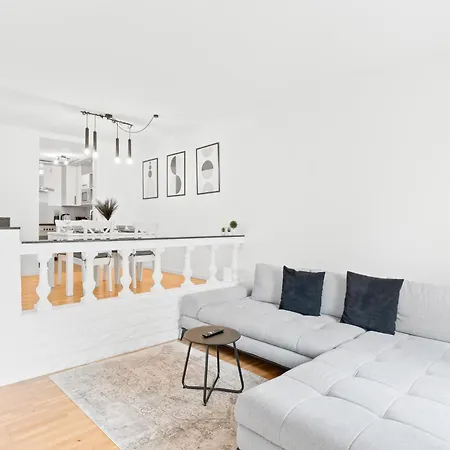 Kingsize Bett, Terrasse, Netflix, Zwei Апартаменты Пфорцхайм